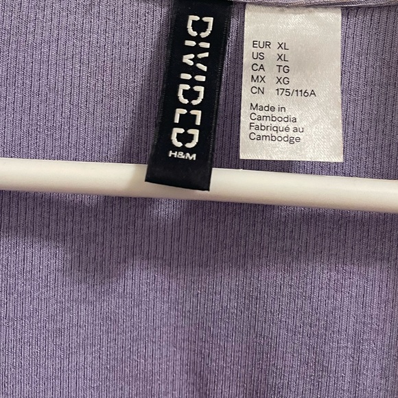 HM divided label light purple king sleeve button up dress - Picture 3 of 3